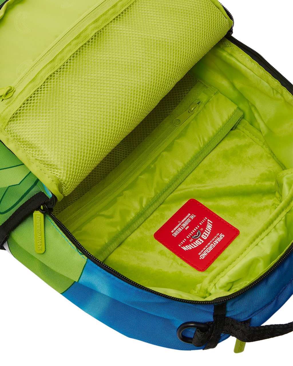 JETSONS FLYING SHARKMOUTH BACKPACK (DLXR)