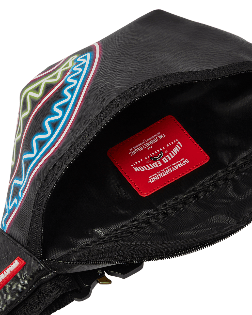SHARKS IN PARIS GLOW SAVVY CROSSBODY