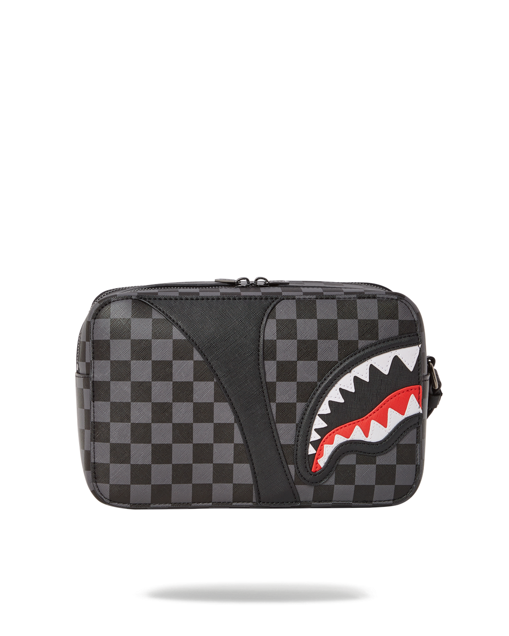 HENNY AIIR TO THE THRONE TOILETRY BAG
