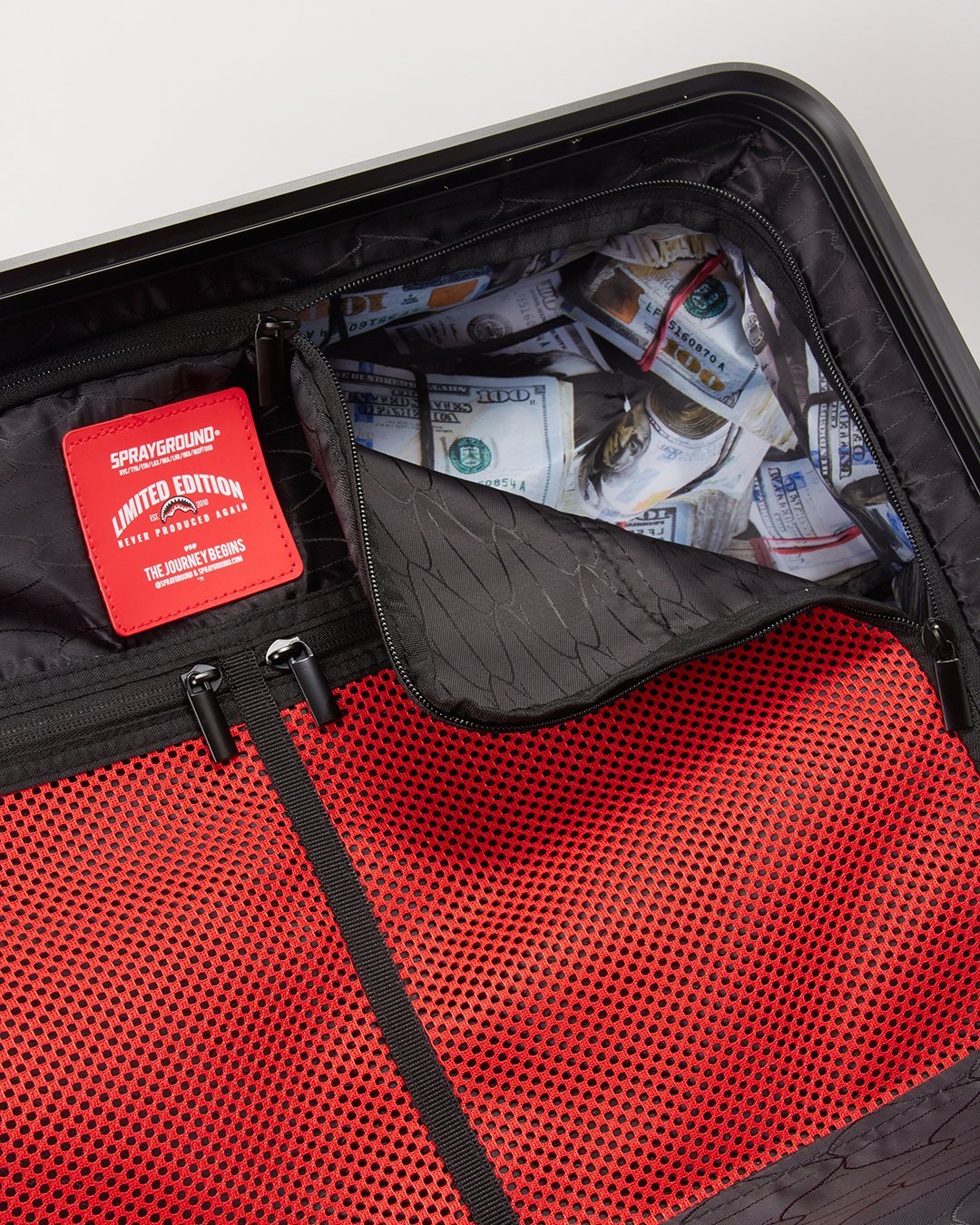 SHARKFLOWER 21.5” CARRY-ON SHARKNAUTICS LUGGAGE