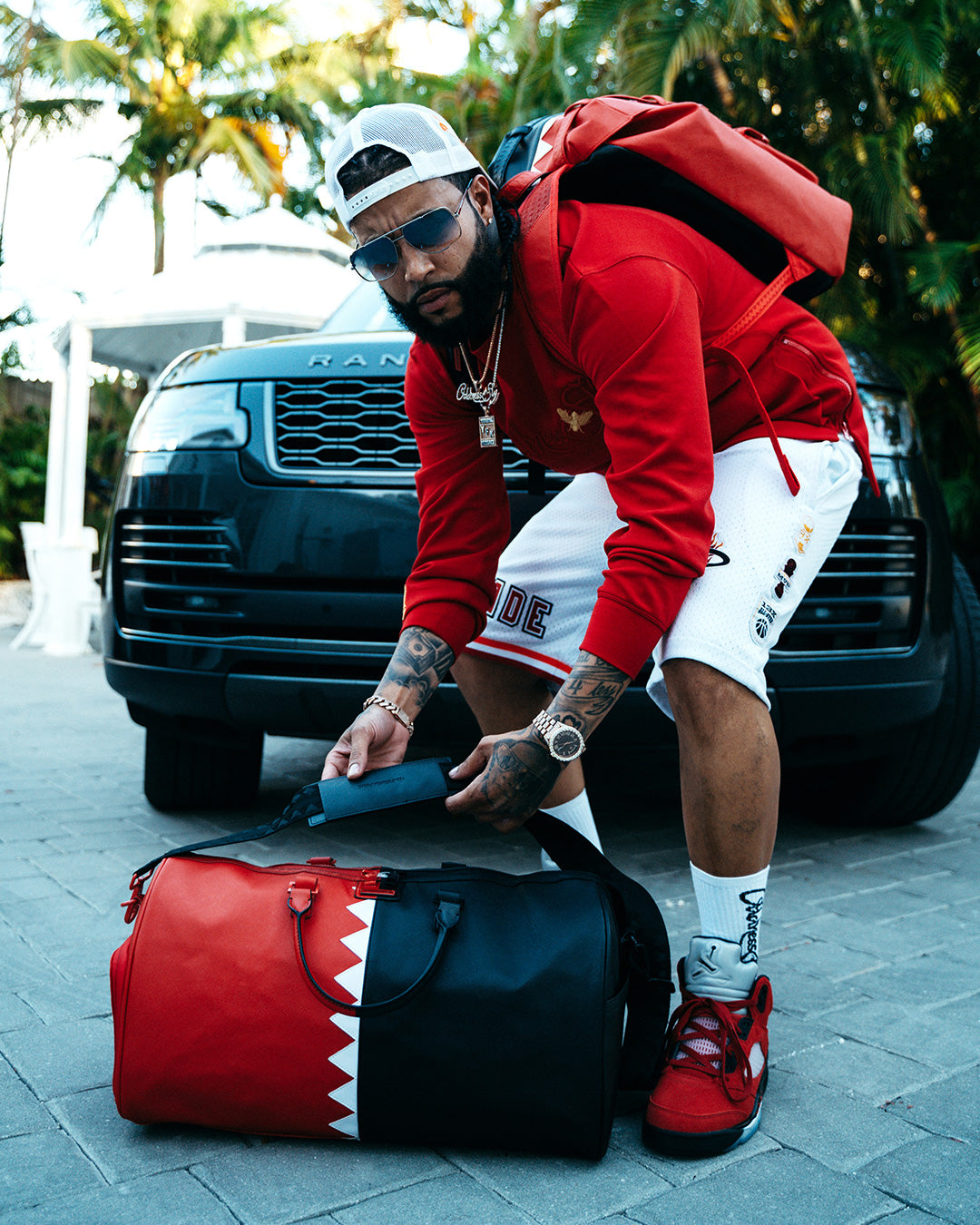 VERTICAL SHARK CUT & SEW DUFFLE