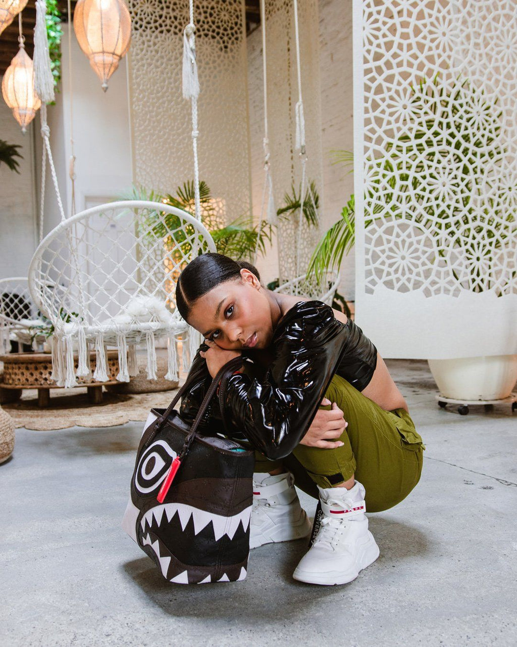 V.V.I.P. TOTE